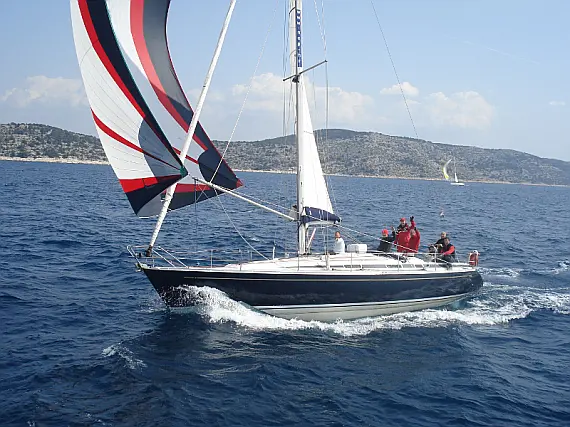 Bareboat Sail boat Grand Soleil 43 Skalice - details
