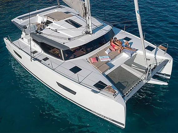 Bareboat Catamaran Fountaine Pajot Astréa 42 Imagine - details