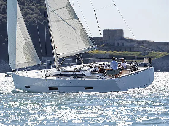 Bareboat Sail boat Dufour 430 GL FREYA - details